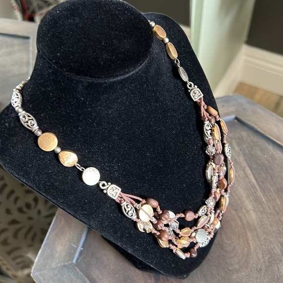 1 hour sale. Brighton, multi-layered necklace; sparkle and shimmer, stunning - Picture 4 of 7